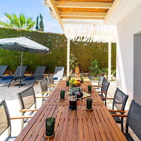 Blue Velvet By Ezoria Villa