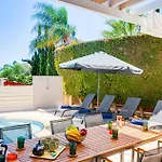 Villa Blue Velvet By Ezoria