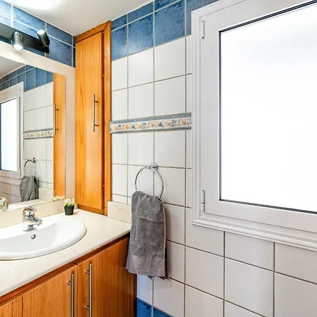 Blue Velvet By Ezoria פרוטאראס