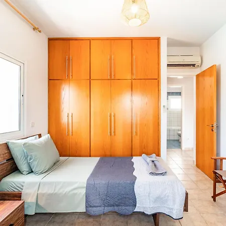 וילה Blue Velvet By Ezoria פרוטאראס