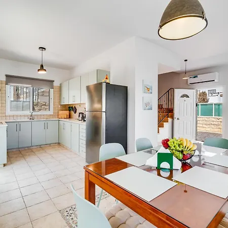 Blue Velvet By Ezoria וילה פרוטאראס