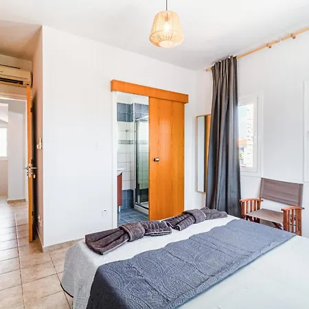 Blue Velvet By Ezoria וילה