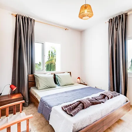 Blue Velvet By Ezoria