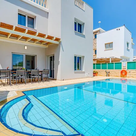 Blue Velvet By Ezoria *