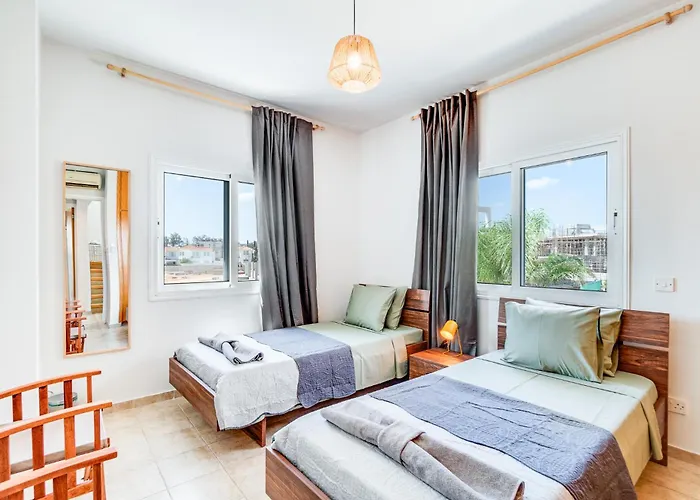 Blue Velvet By Ezoria